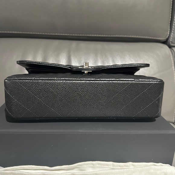 Chanel Classic Medium Double Flap - Picture 8 of 17